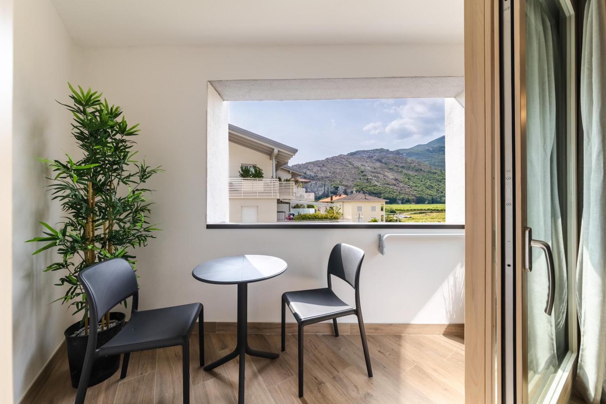 Boutique Apartments By Annalisa Torbole Sul Garda Dış mekan fotoğraf
