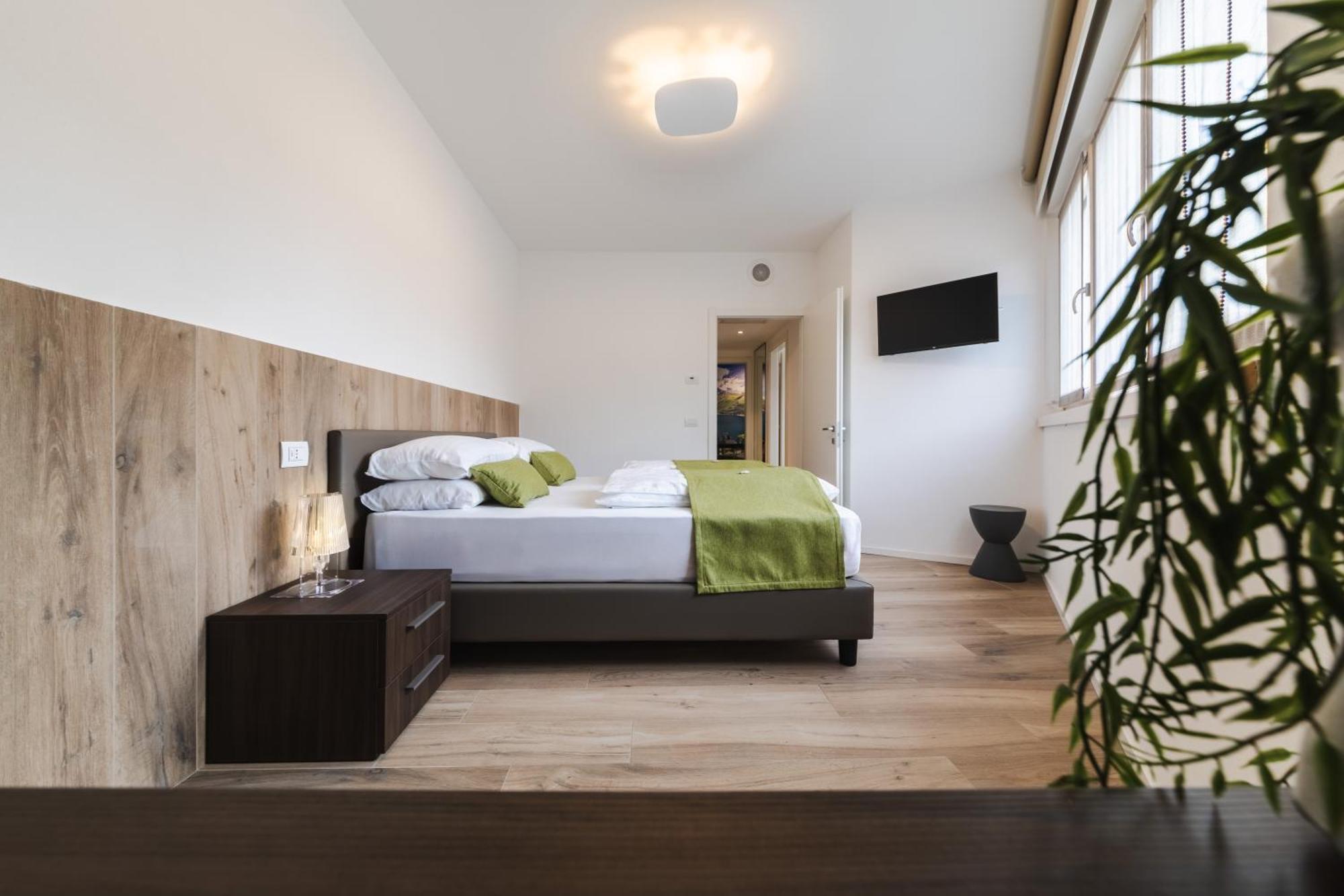 Boutique Apartments By Annalisa Torbole Sul Garda Dış mekan fotoğraf